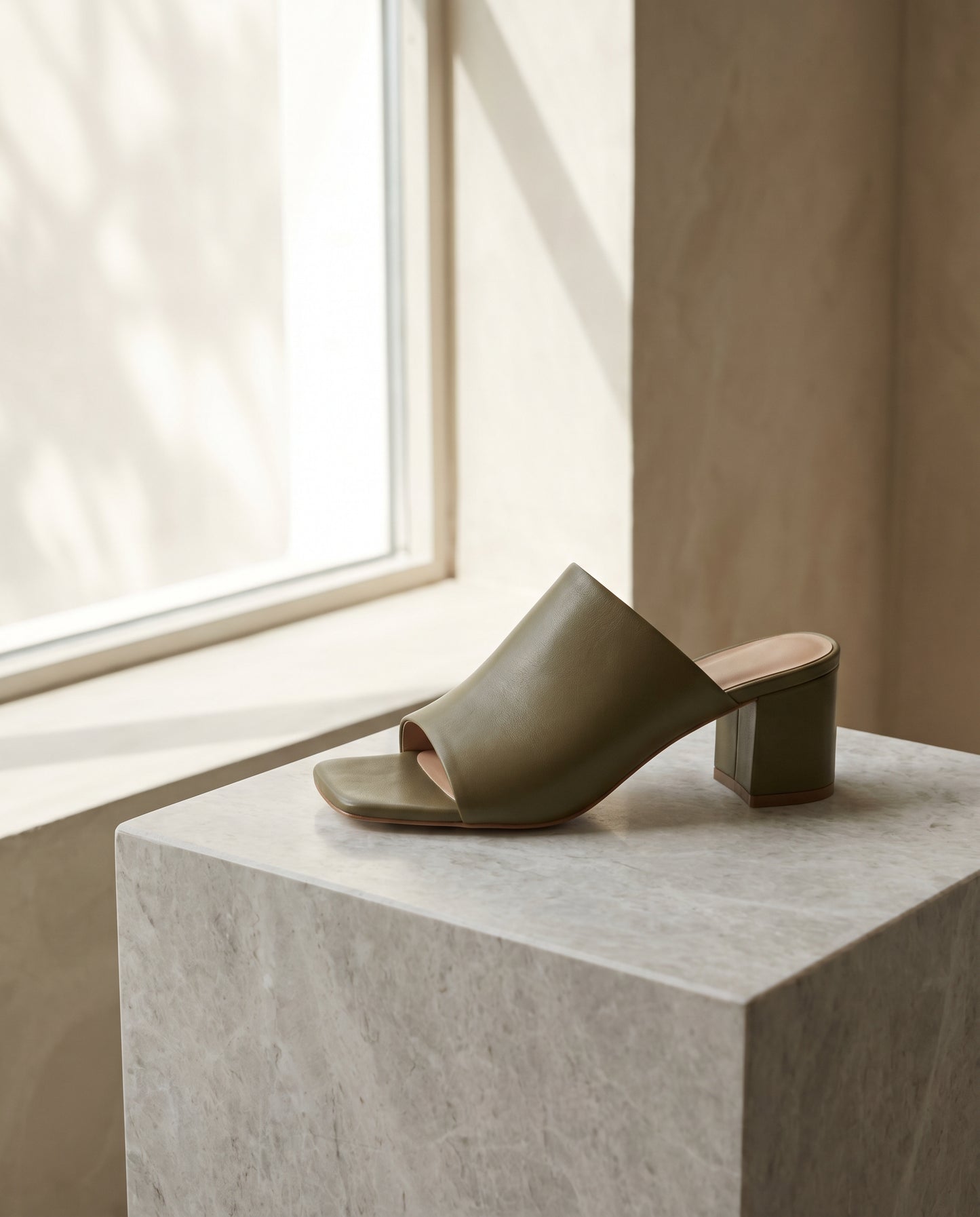 Jade Wedge-Sandale